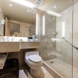 Habitación Clásica con 2 Camas Individuales
